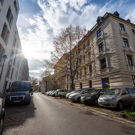 Moderne EG-Wohnung in Sudenburg mit Parkplatz, TOP Anbindung Magdeburg Exterior foto
