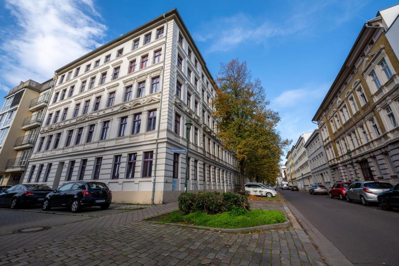 Moderne EG-Wohnung in Sudenburg mit Parkplatz, TOP Anbindung Magdeburg Exterior foto